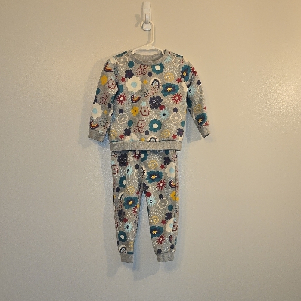 Falls Creek Gray and Blue Flowers And Rainbows Set Sizes 24 & 18 Months LOT-K